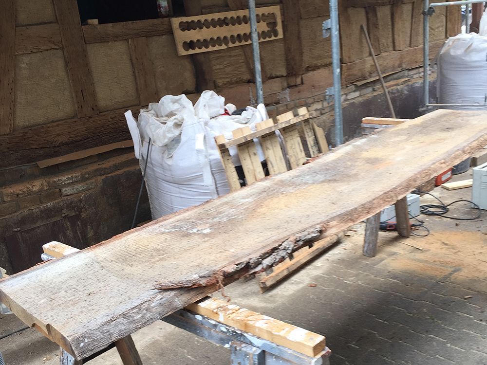 Reparatur von Brandschaden und Überlast 